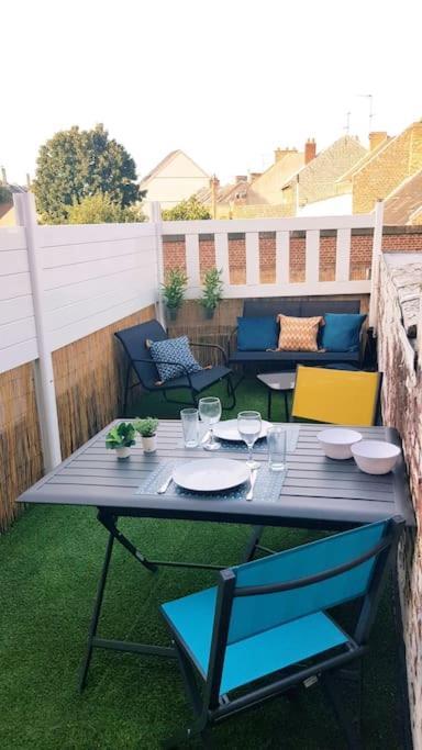 Le Chat Bleu - 26M2- Terrasse Sur Les Toits - Wi-Fi Amiens Ngoại thất bức ảnh